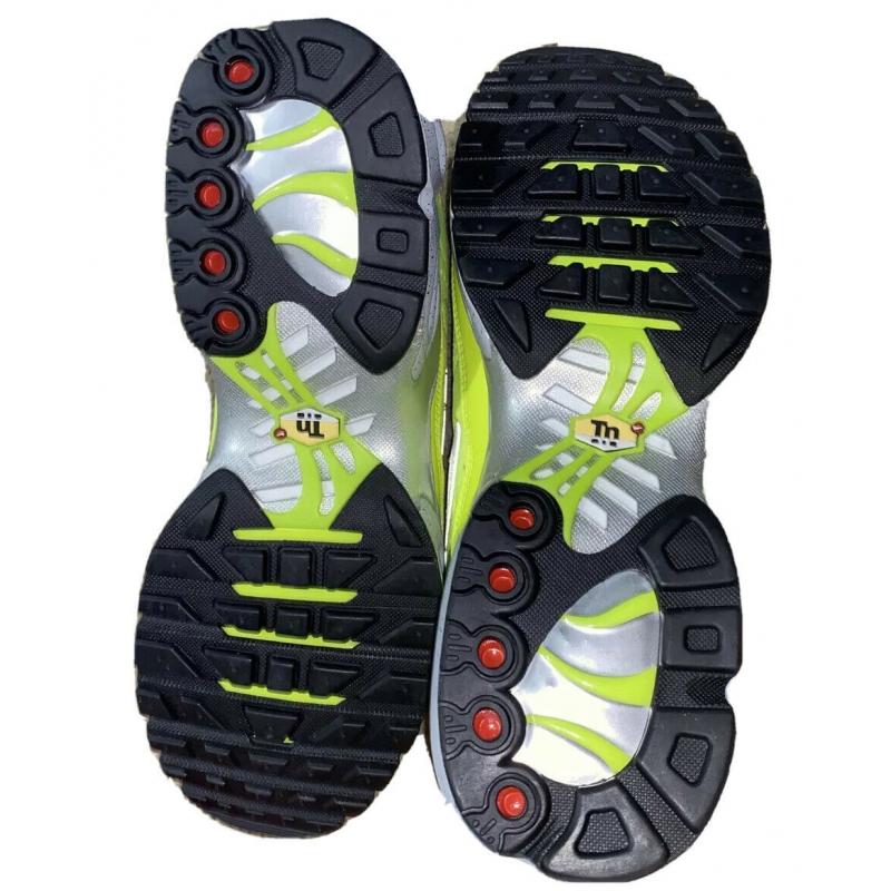 Nike Air Max Plus Premium (Mens Size 10) Shoes 815994 700 Full Volt matt silver Grey  SIZE 10
